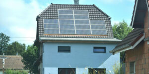 Market Share of EVs in New Car Sales & Novated Leases