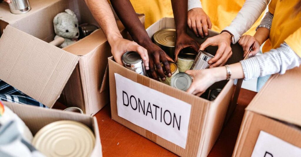 If I donate $5,000 How Much Tax Refund